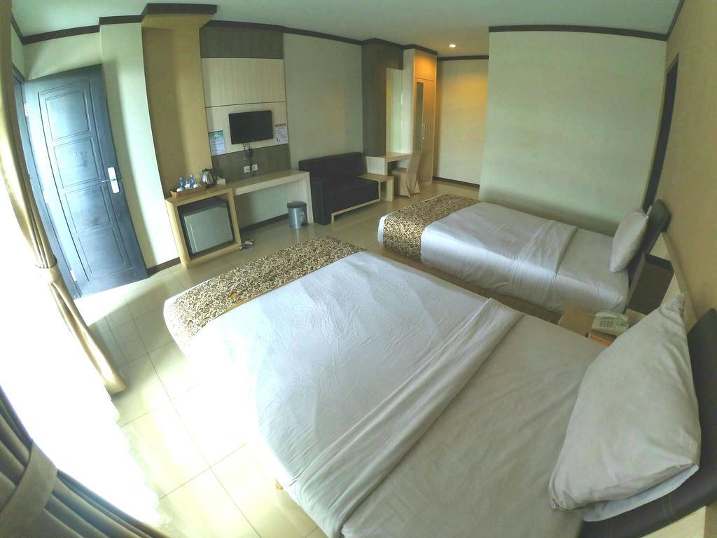 Grand Hani Hotel Lembang Exterior foto
