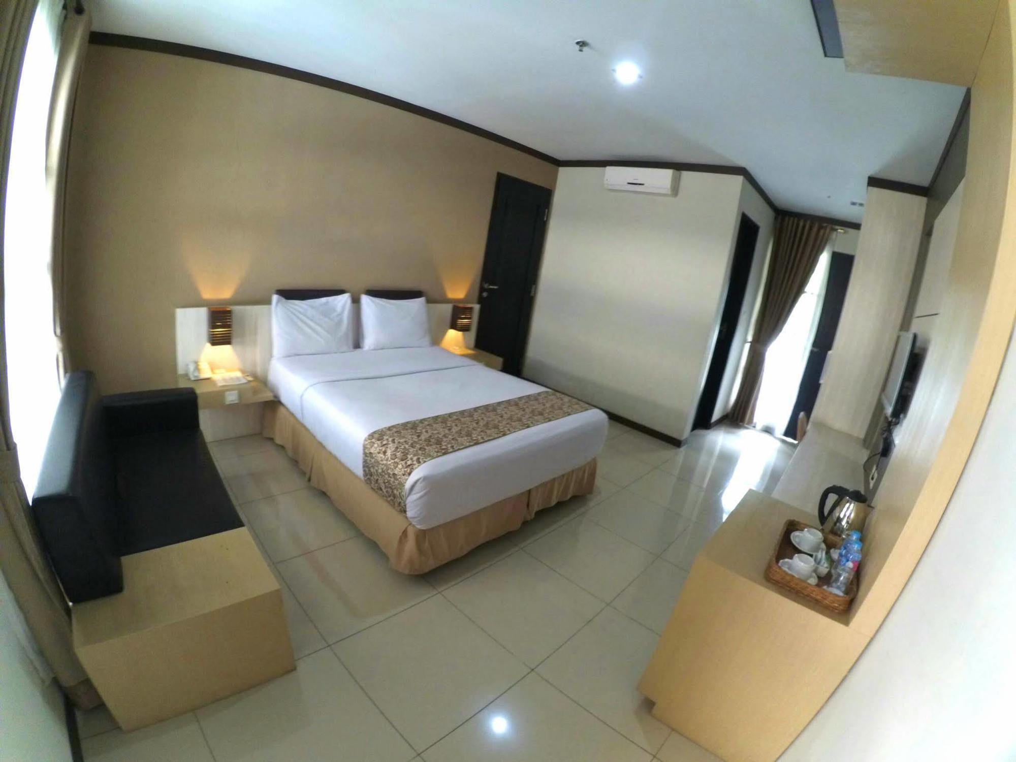 Grand Hani Hotel Lembang Exterior foto